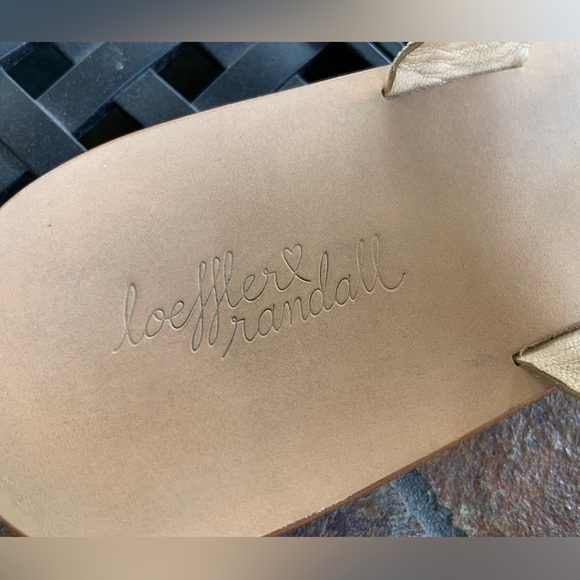 Loeffler Randall * Sosie-Gks * Silver & Wheat Pom Pom Sandals - Picture 4 of 7